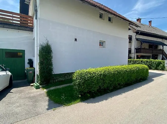Apartma Apartma Kenda *